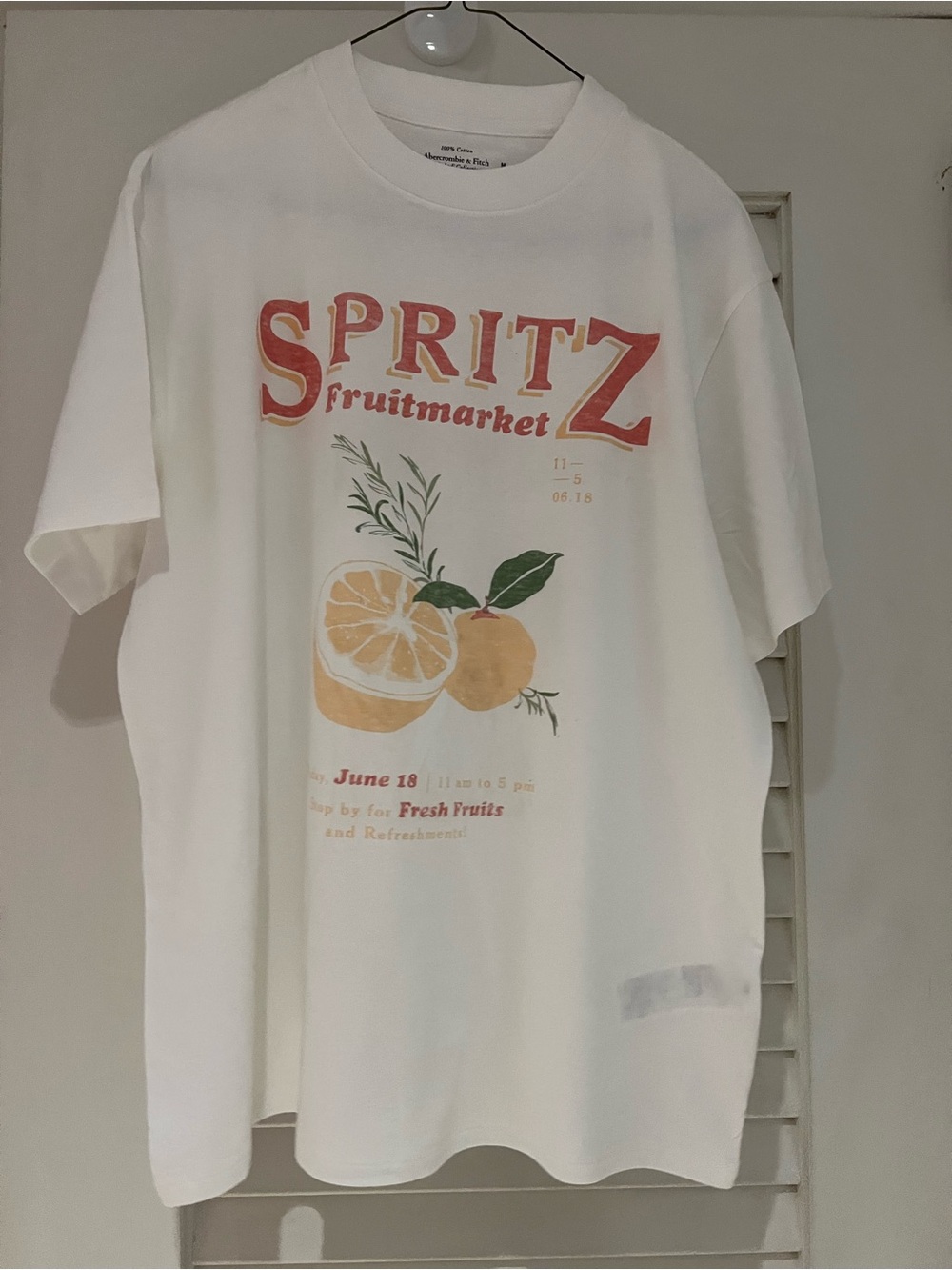 Abercrombie & Fitch Fruitmarket Graphic White Crewneck Tee